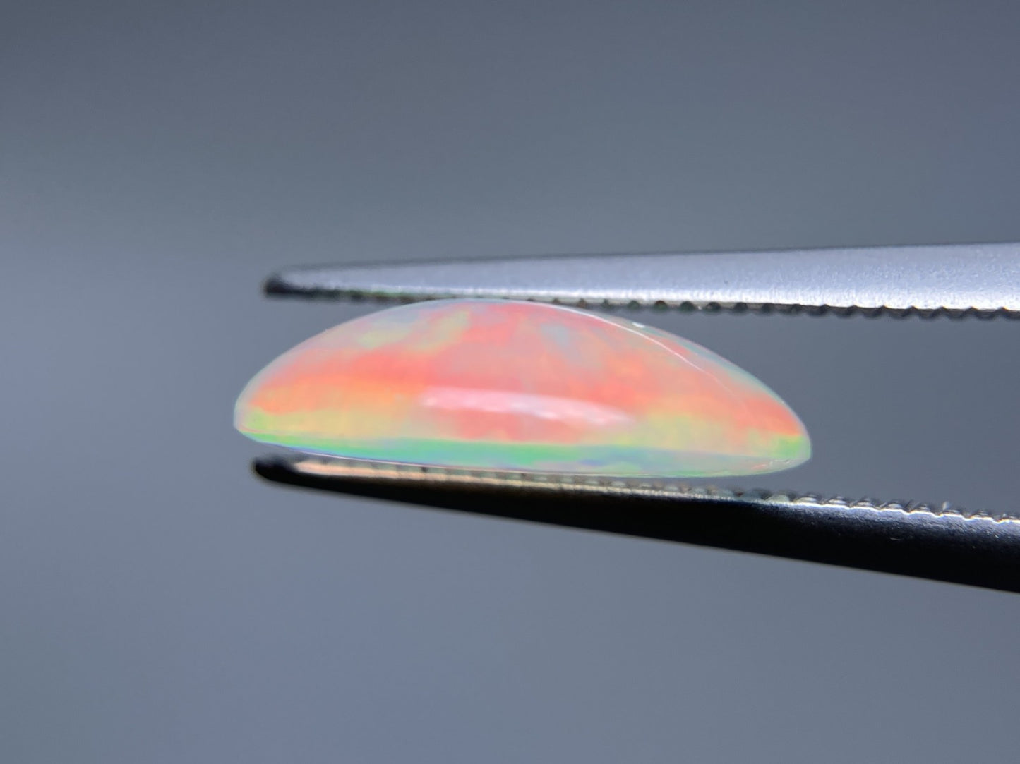 オパール 2.214ct 宝石ソーティング付き 12.7㎜×9.4㎜×3.8㎜ ルース（ 裸石 ） 3633S