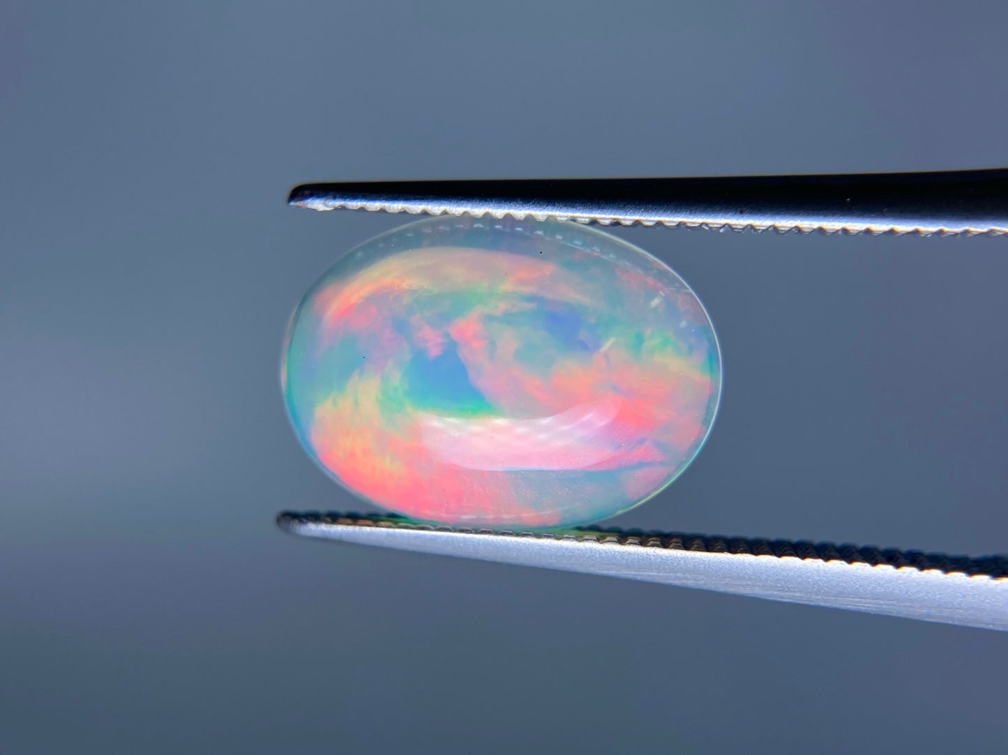 オパール 2.214ct 宝石ソーティング付き 12.7㎜×9.4㎜×3.8㎜ ルース（ 裸石 ） 3633S