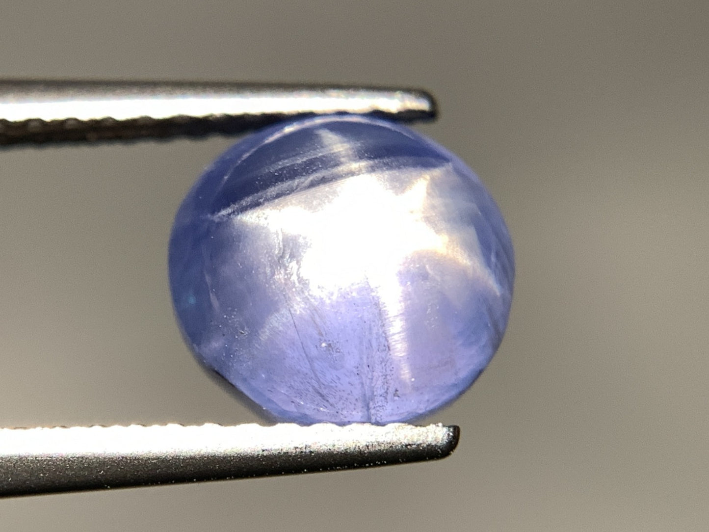 スターサファイア 天然 4.929ct 宝石ソーティング付き 8.0㎜×7.7㎜×7.1㎜ ルース（ 裸石 ） 7194Y