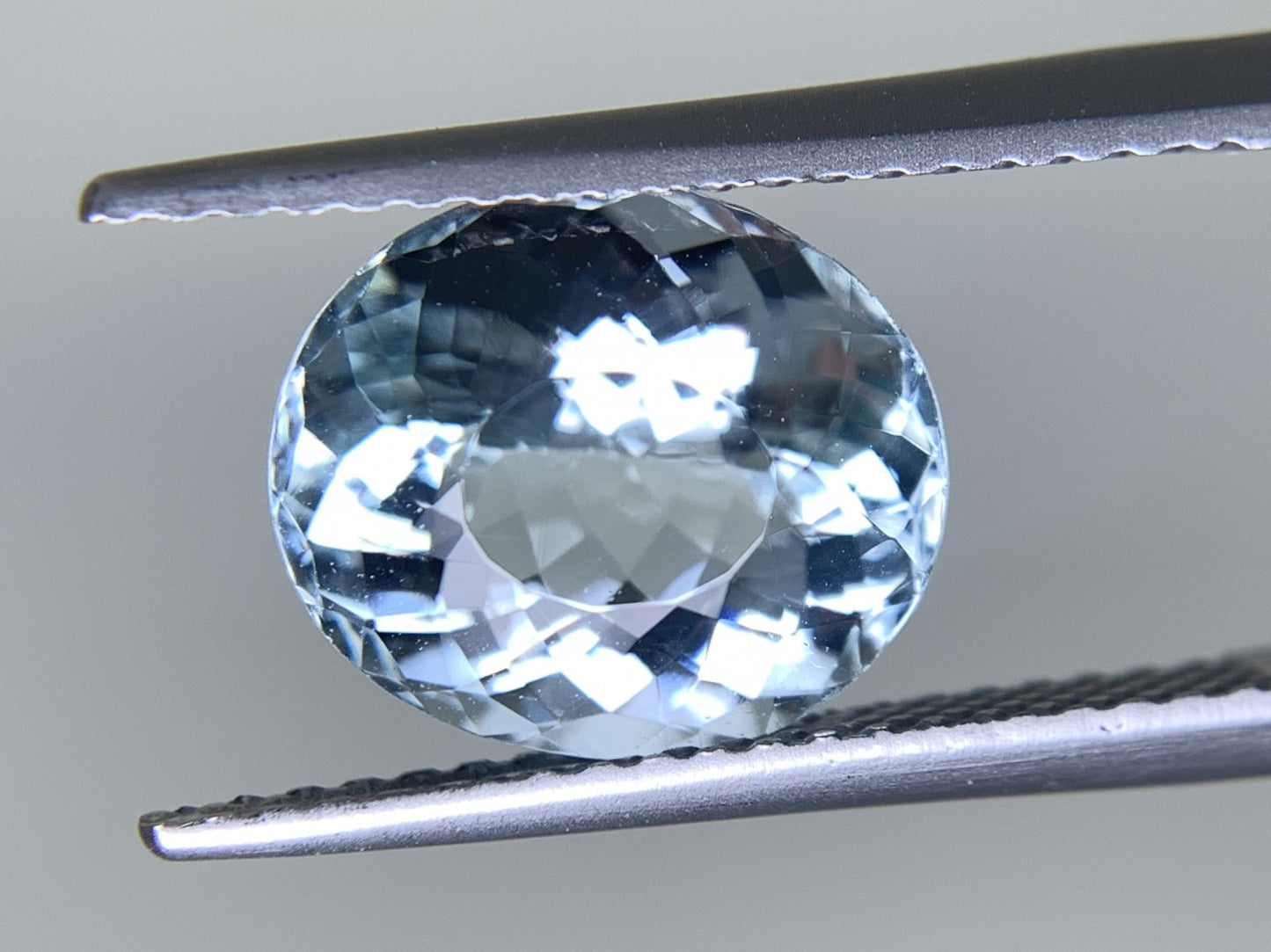 アクアマリン 天然  2.997ct  宝石ソーティング付き  10.2㎜×8.7㎜×5.9㎜  ルース（ 裸石 ）  5462Y