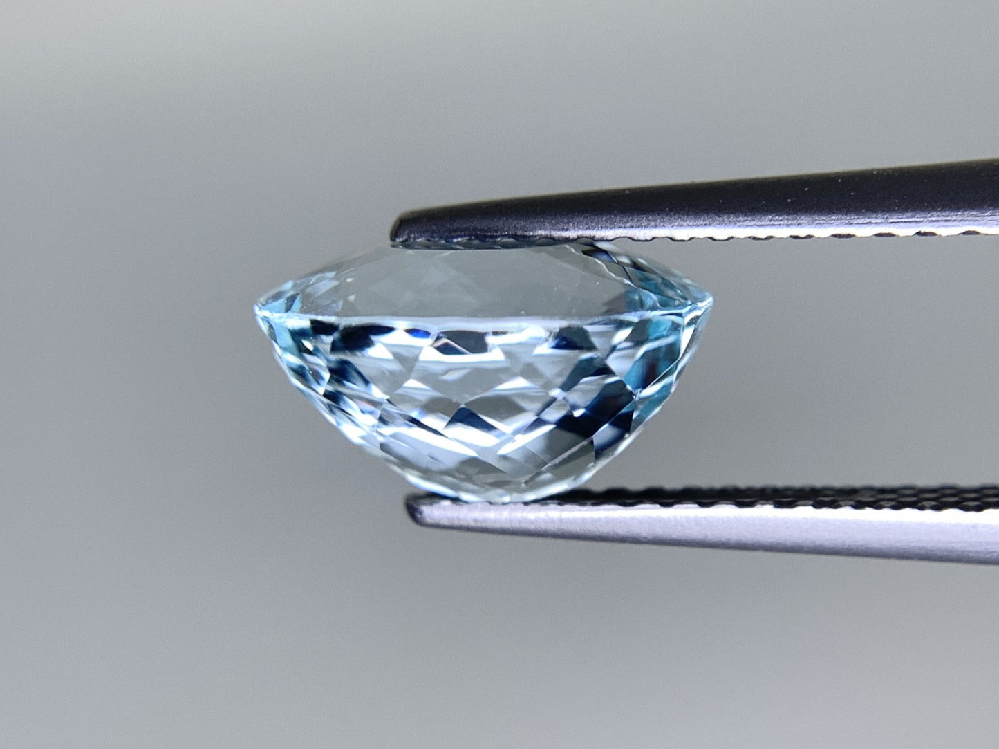 アクアマリン 天然  2.997ct  宝石ソーティング付き  10.2㎜×8.7㎜×5.9㎜  ルース（ 裸石 ）  5462Y