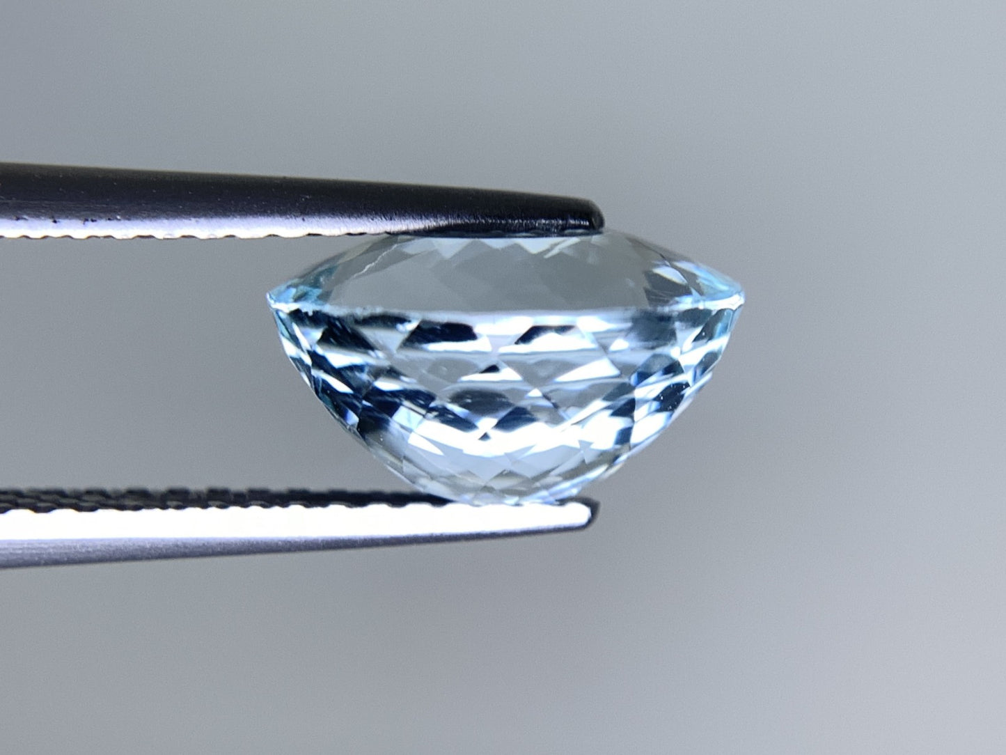 アクアマリン 天然  2.997ct  宝石ソーティング付き  10.2㎜×8.7㎜×5.9㎜  ルース（ 裸石 ）  5462Y