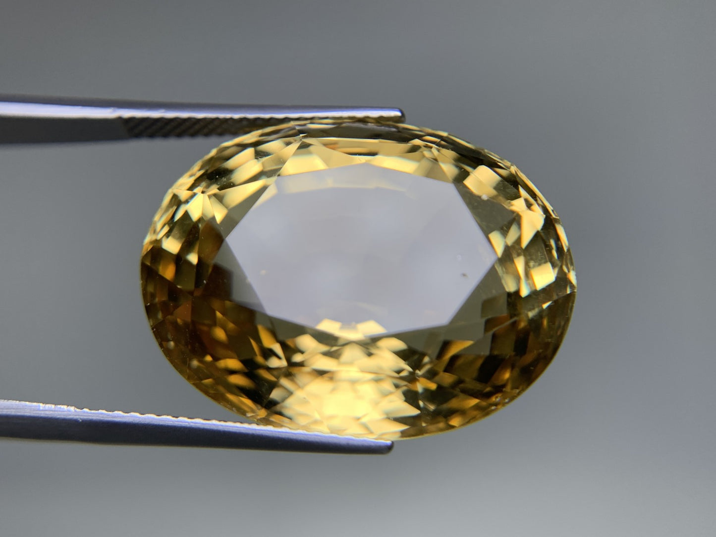シトリン天然 39.496ct 宝石ソーティング付き 24.2㎜×19.4㎜×13.7㎜ ルース（ 裸石 ） 8319Y
