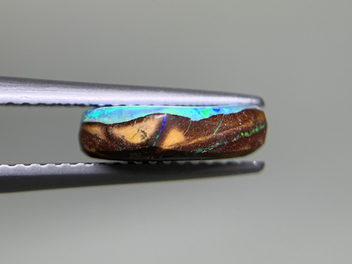 ボルダーオパール 天然 2.739ct 宝石ソーティング付き 10.5㎜×8.7㎜×3.1㎜ ルース（ 裸石 ） 6335Y