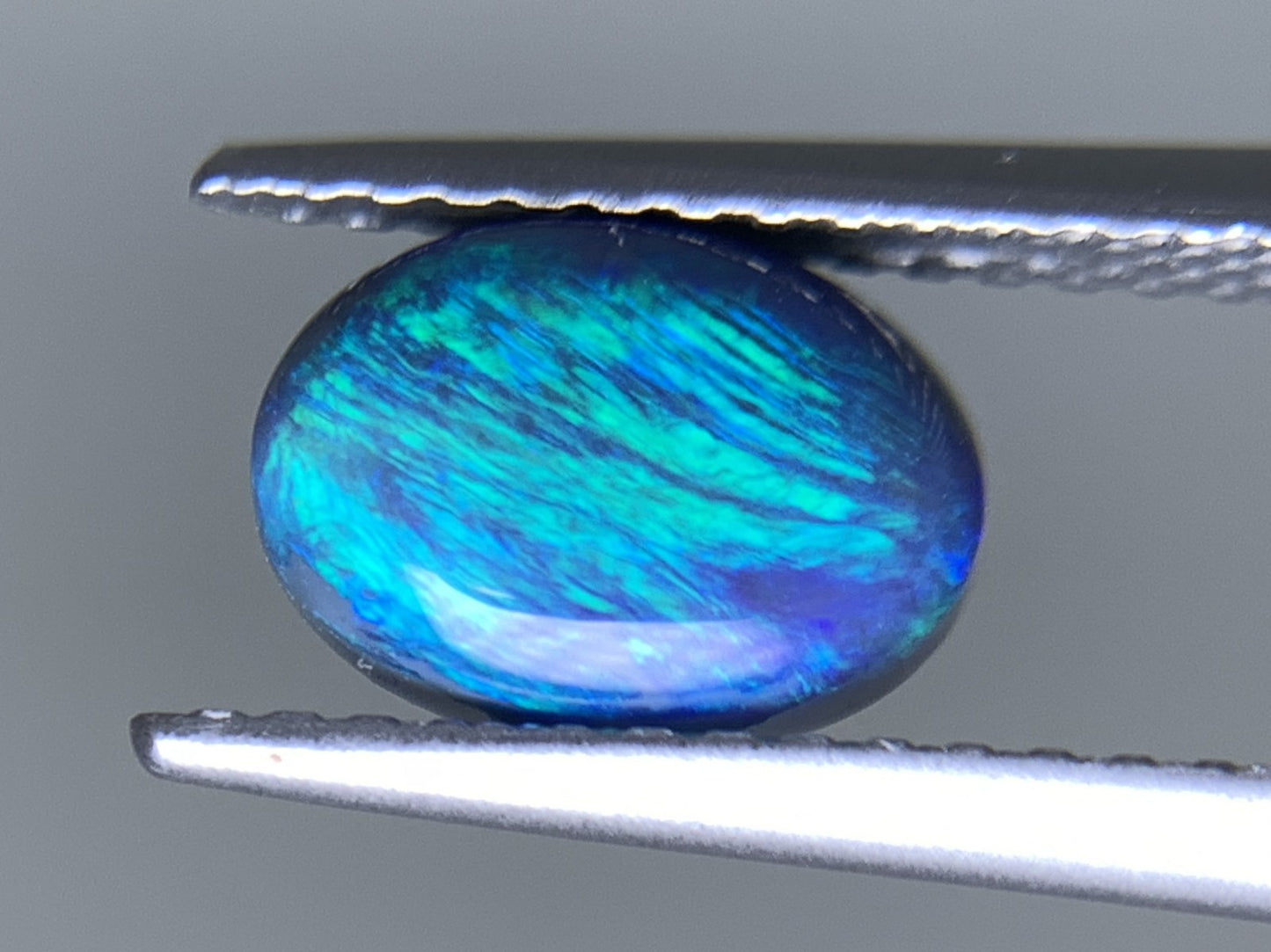 ブラックオパール 天然  1.149ct  宝石ソーティング付き  8.0㎜×5.7㎜×3.6㎜  ルース（ 裸石 ）  5490Y