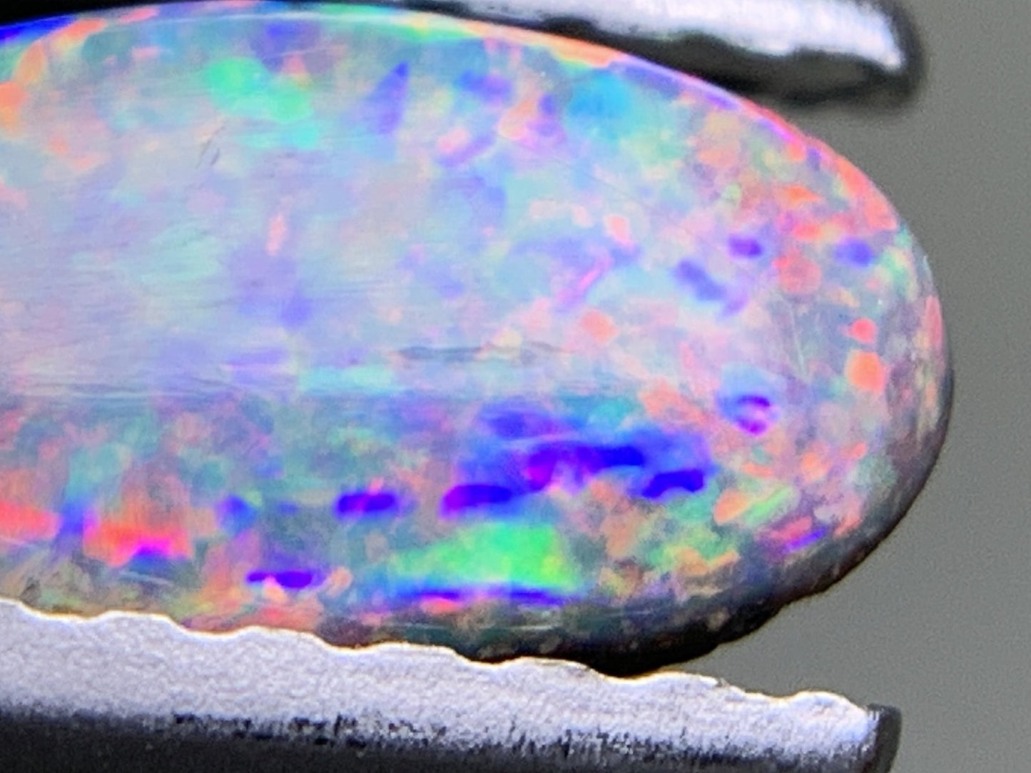 ボルダーオパール 天然 0.742ct 宝石ソーティング付き 7.9㎜×4.3㎜×2.9㎜ ルース（ 裸石 ） 6115Y