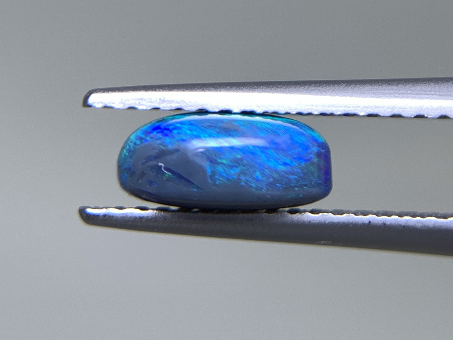 ブラックオパール 天然  1.149ct  宝石ソーティング付き  8.0㎜×5.7㎜×3.6㎜  ルース（ 裸石 ）  5490Y