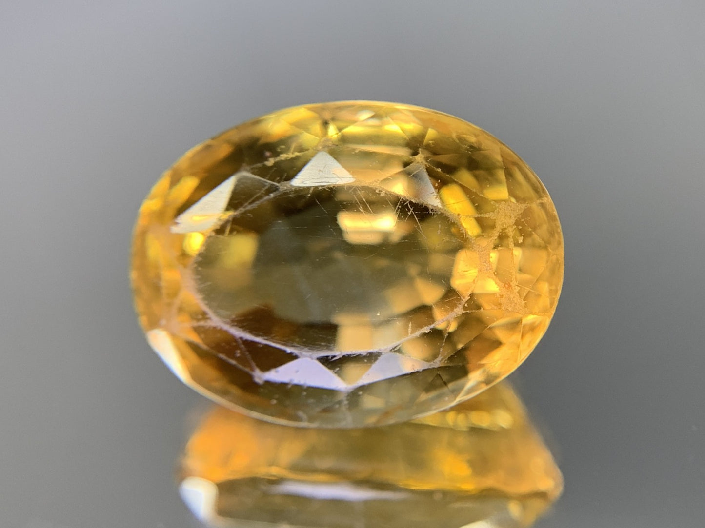 シトリン 天然 13.589ct 宝石ソーティング付き 17.1㎜×12.9㎜×10.3㎜ ルース（ 裸石 ） 8318Y