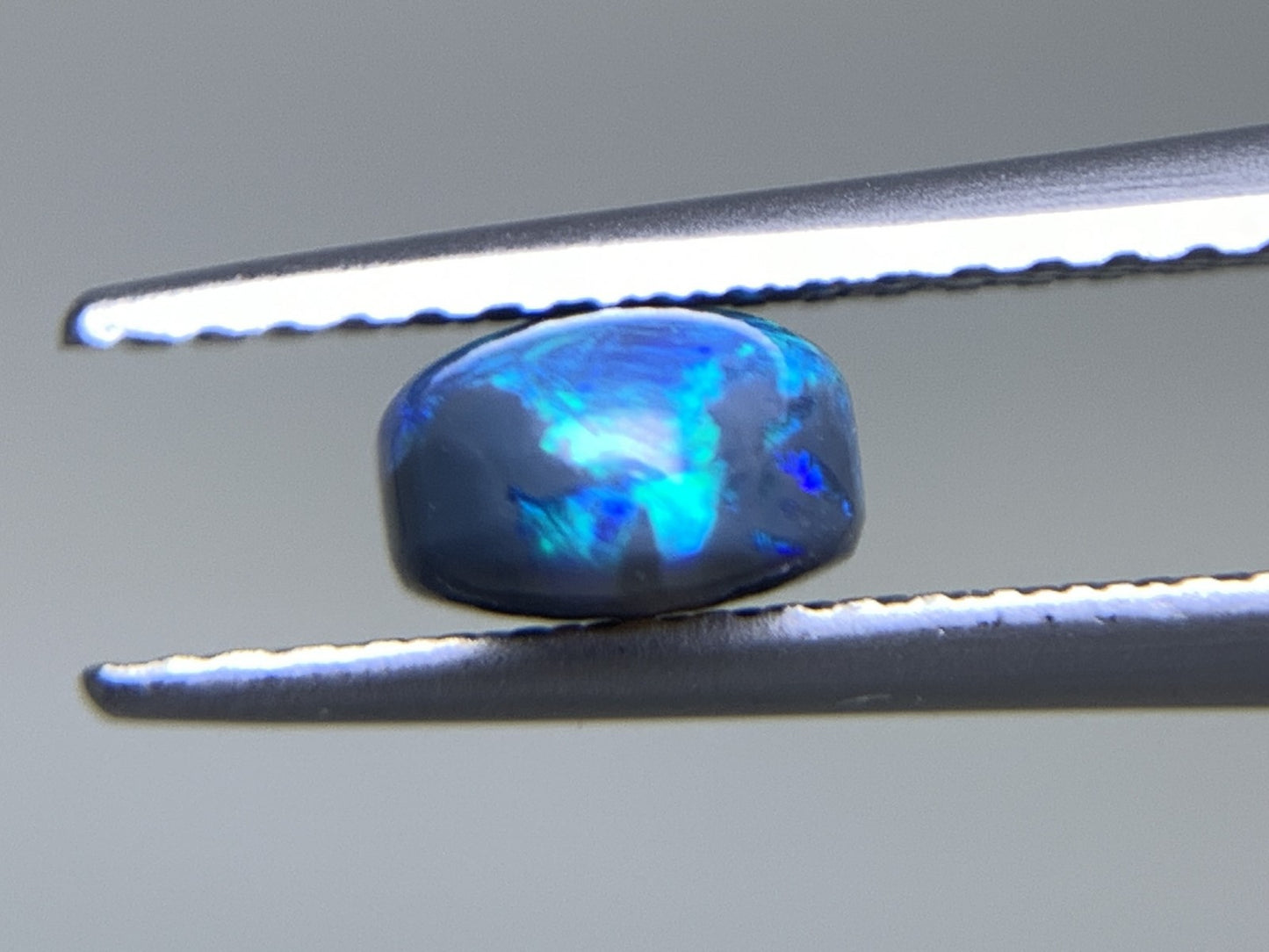 ブラックオパール 天然  1.149ct  宝石ソーティング付き  8.0㎜×5.7㎜×3.6㎜  ルース（ 裸石 ）  5490Y
