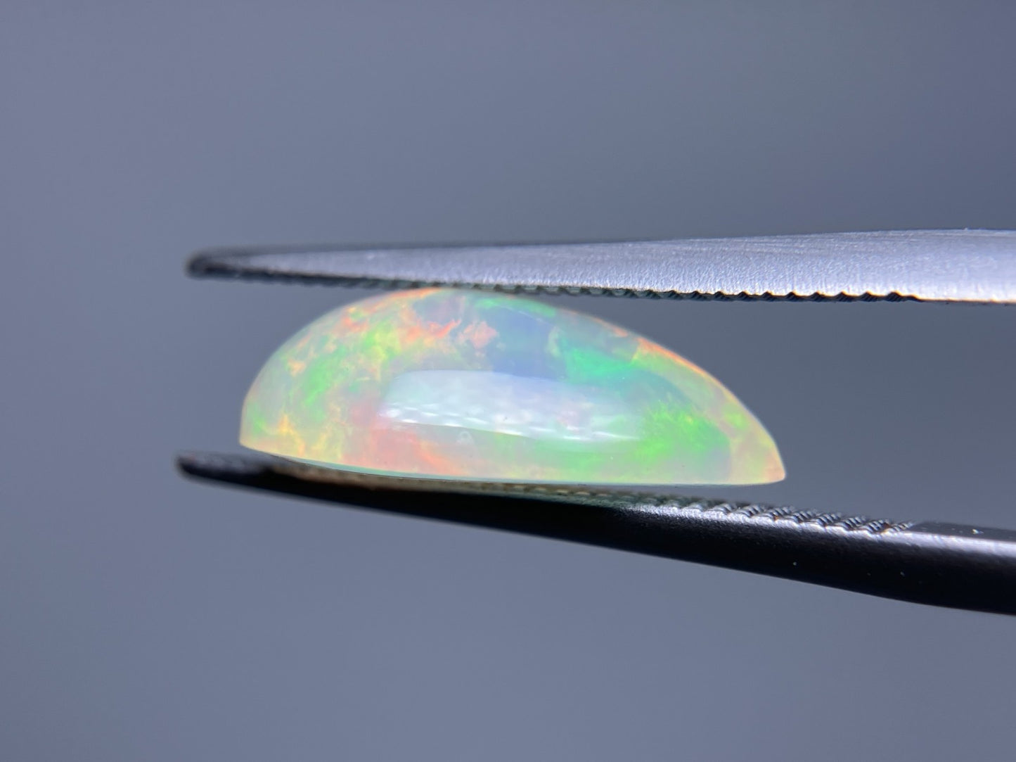 オパール 2.654ct 宝石ソーティング付き 14.4㎜×8.4㎜×5.0㎜ ルース（ 裸石 ） 3605S