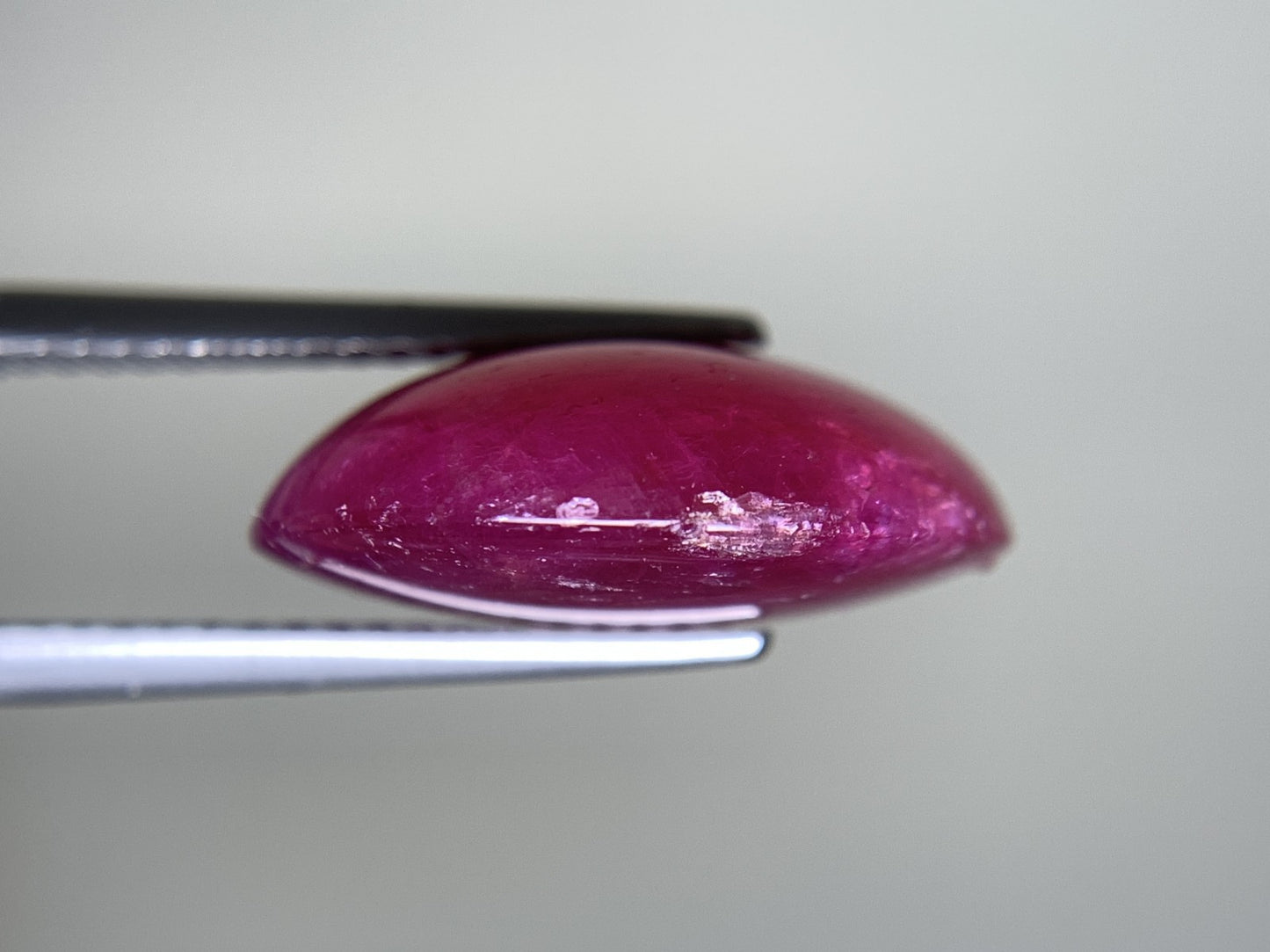 ルビー 天然 13.480ct 宝石ソーティング付き 15.9㎜×14.0㎜×6.0㎜ ルース（ 裸石 ） 7188Y