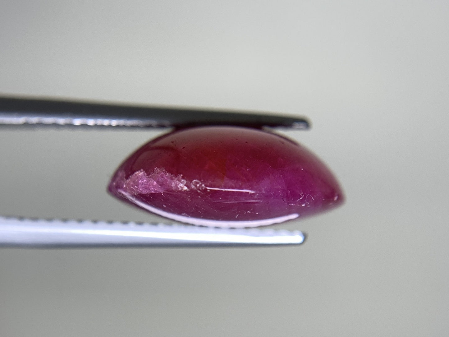 ルビー 天然 13.480ct 宝石ソーティング付き 15.9㎜×14.0㎜×6.0㎜ ルース（ 裸石 ） 7188Y