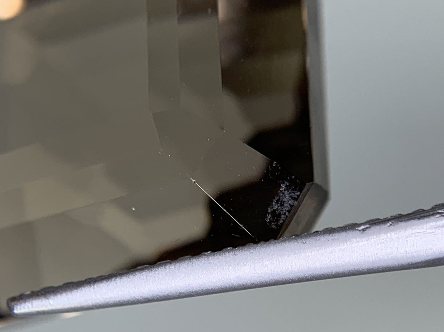 スモーキークォーツ 天然 37.573ct 宝石ソーティング付き 19.9㎜×17.4㎜×14.5㎜ ルース（ 裸石 ） 8317Y