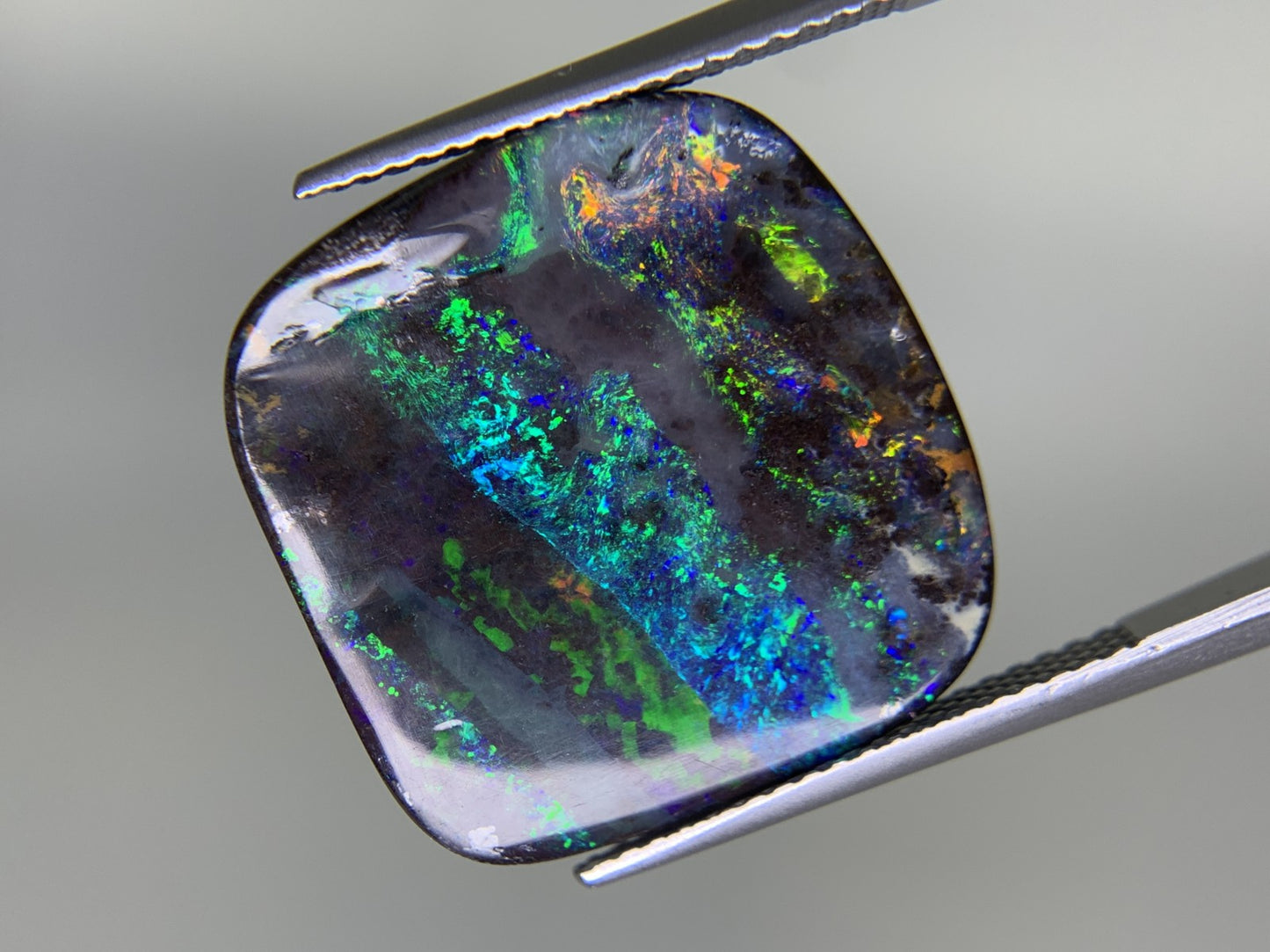 ボルダーオパール 天然 15.106ct 宝石ソーティング付き 19.1㎜×18.7㎜×4.0㎜ ルース（ 裸石 ） 6336Y