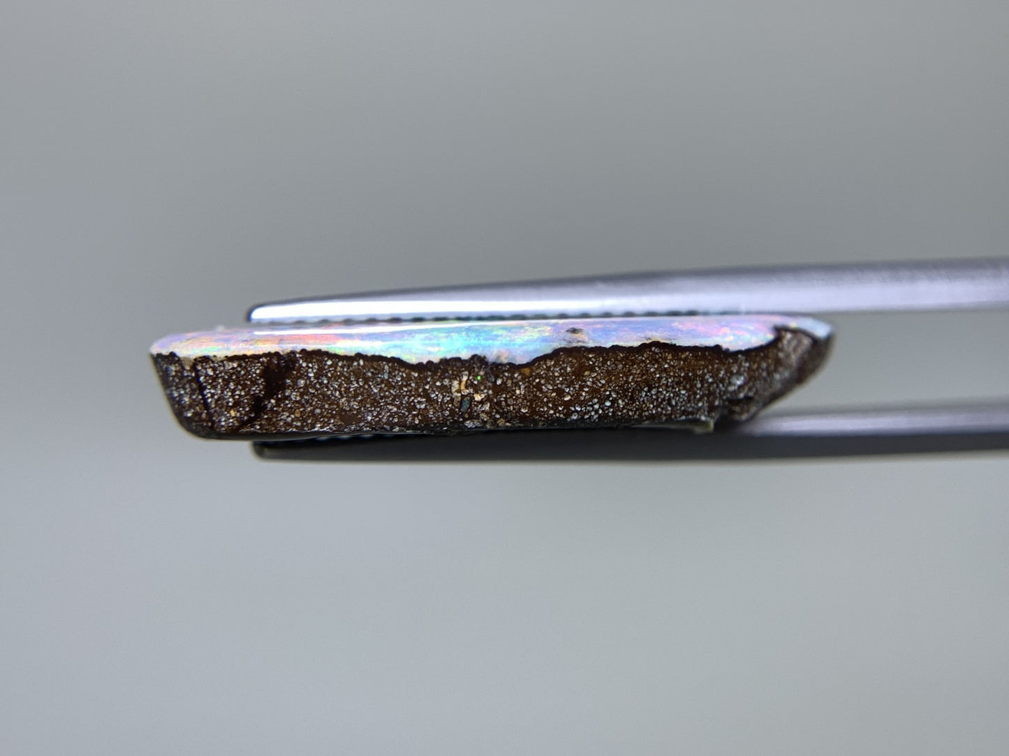 ボルダーオパール 天然  11.487ct  宝石ソーティング付き  26.3㎜×13.3㎜×4.2㎜  ルース（ 裸石 ）  5489Y