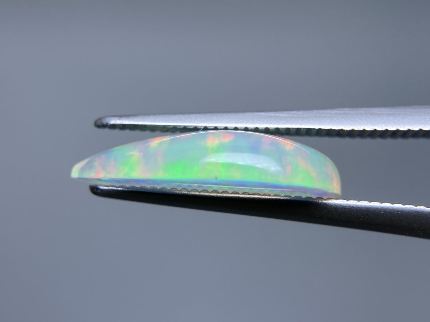 オパール 2.394ct 宝石ソーティング付き 15.8㎜×9.1㎜×3.6㎜ ルース（ 裸石 ） 3624S