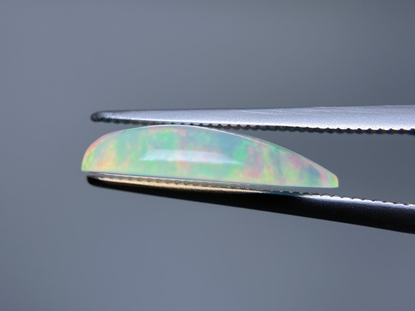 オパール 2.394ct 宝石ソーティング付き 15.8㎜×9.1㎜×3.6㎜ ルース（ 裸石 ） 3624S