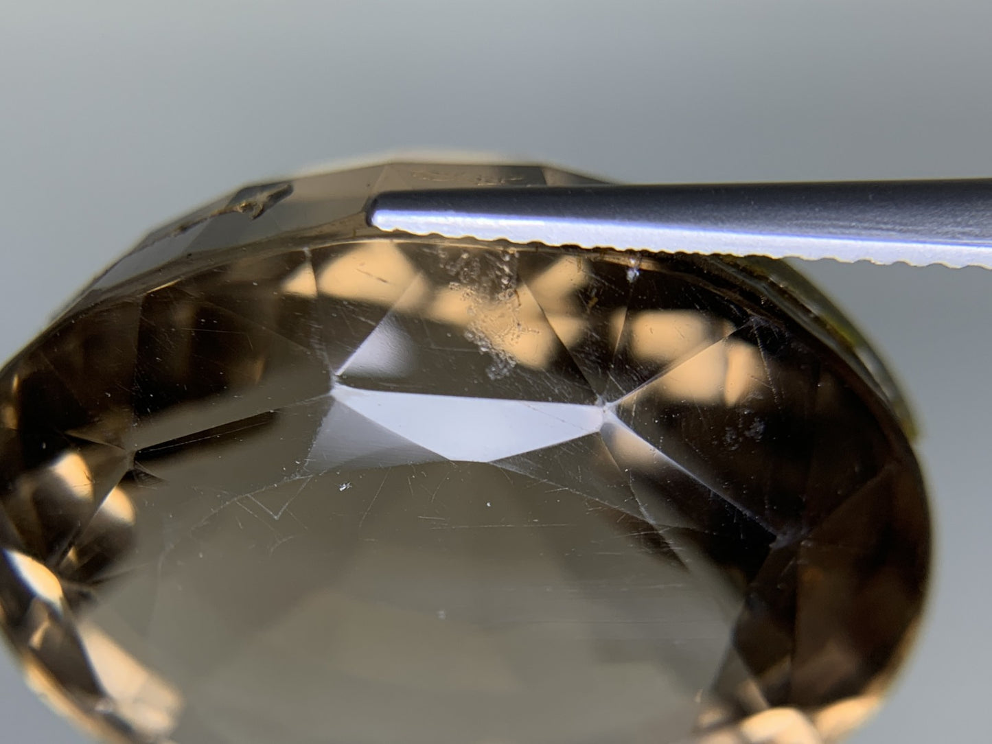 スモーキークォーツ 天然 76.564ct 宝石ソーティング付き 28.3㎜×24.5㎜×17.1㎜ ルース（ 裸石 ） 8323Y