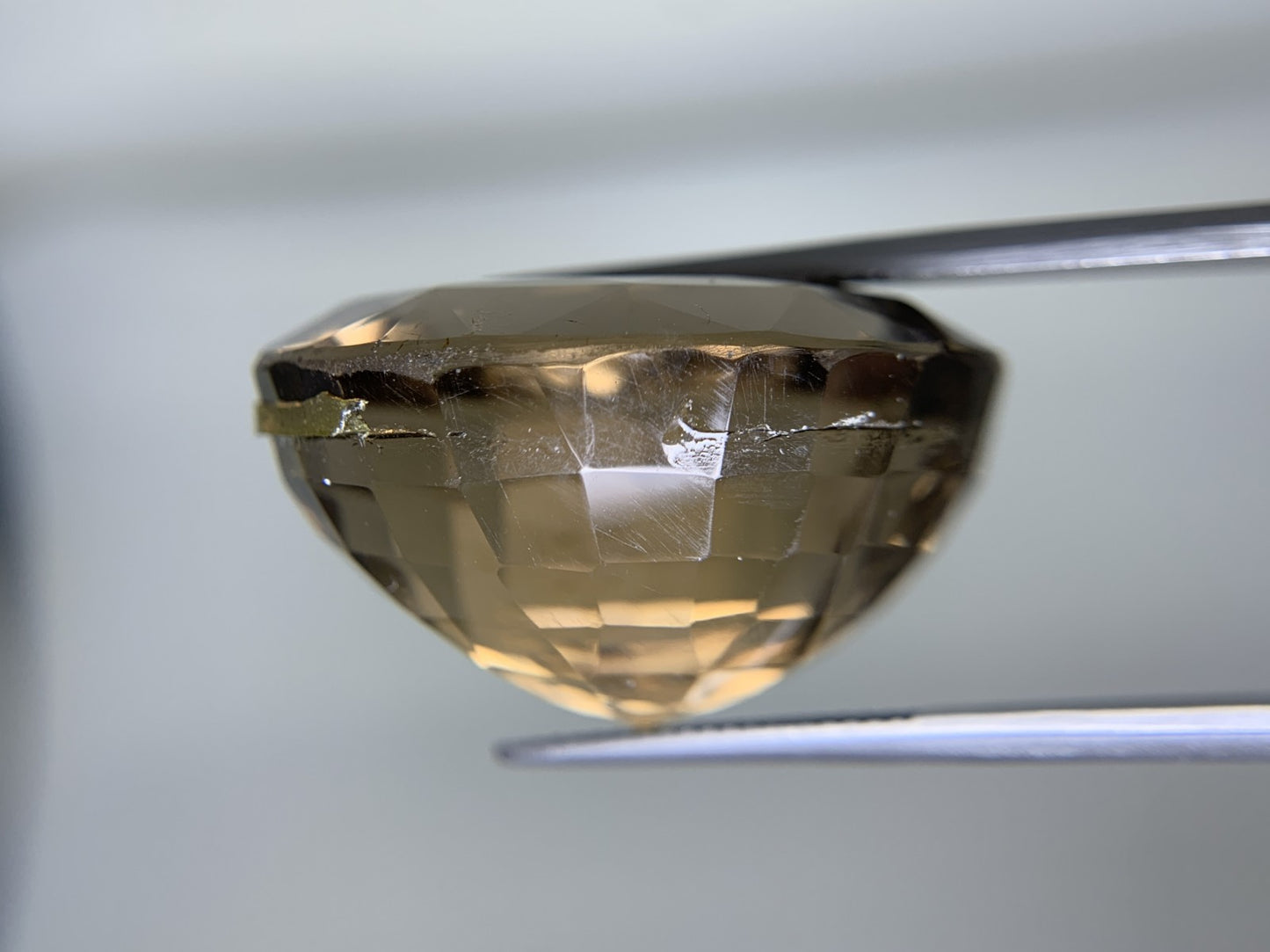 スモーキークォーツ 天然 76.564ct 宝石ソーティング付き 28.3㎜×24.5㎜×17.1㎜ ルース（ 裸石 ） 8323Y