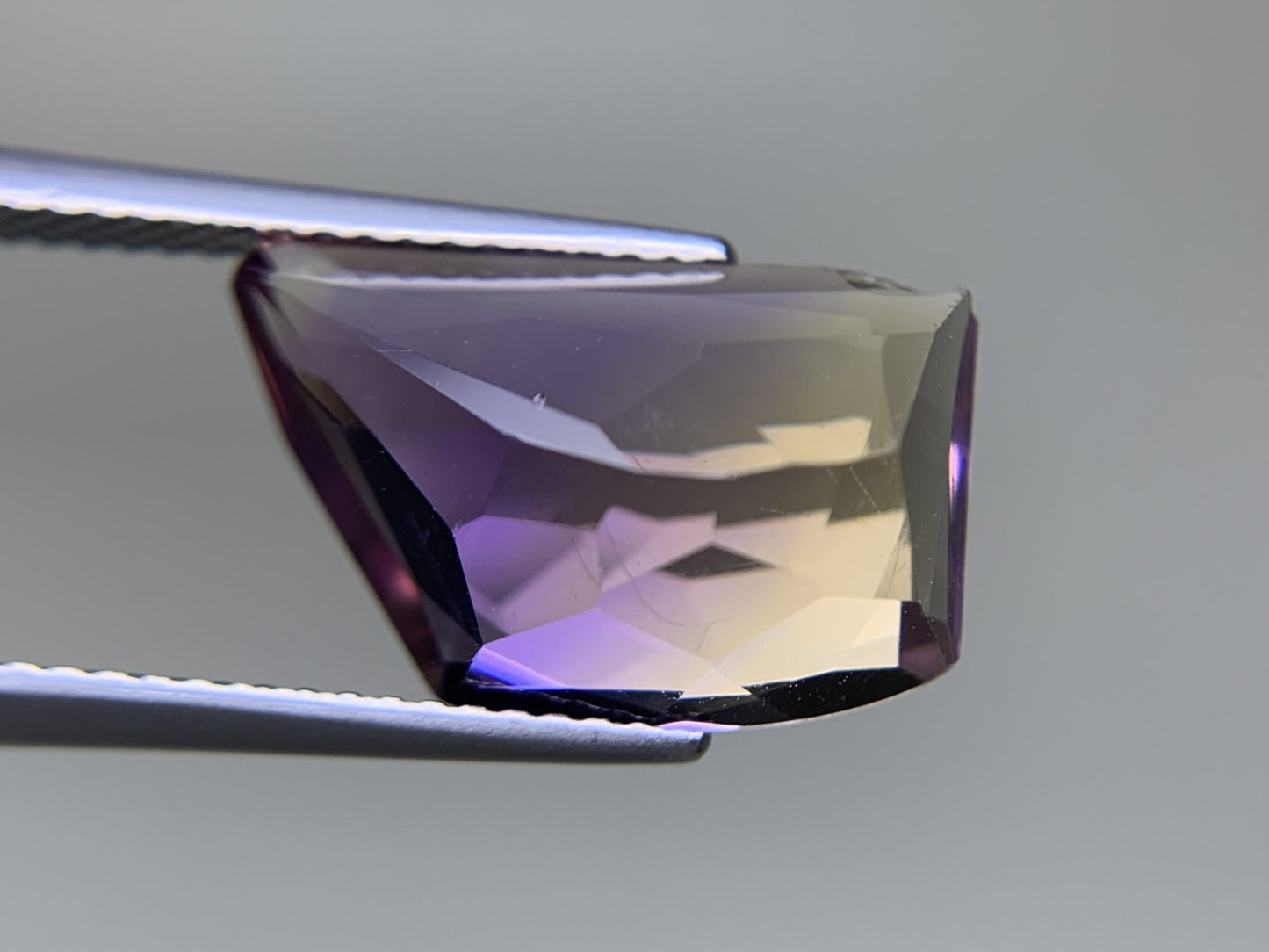 アメトリン 天然 6.466ct 宝石ソーティング付き 15.3㎜×10.0㎜×6.6㎜ ルース（ 裸石 ） 8307Y