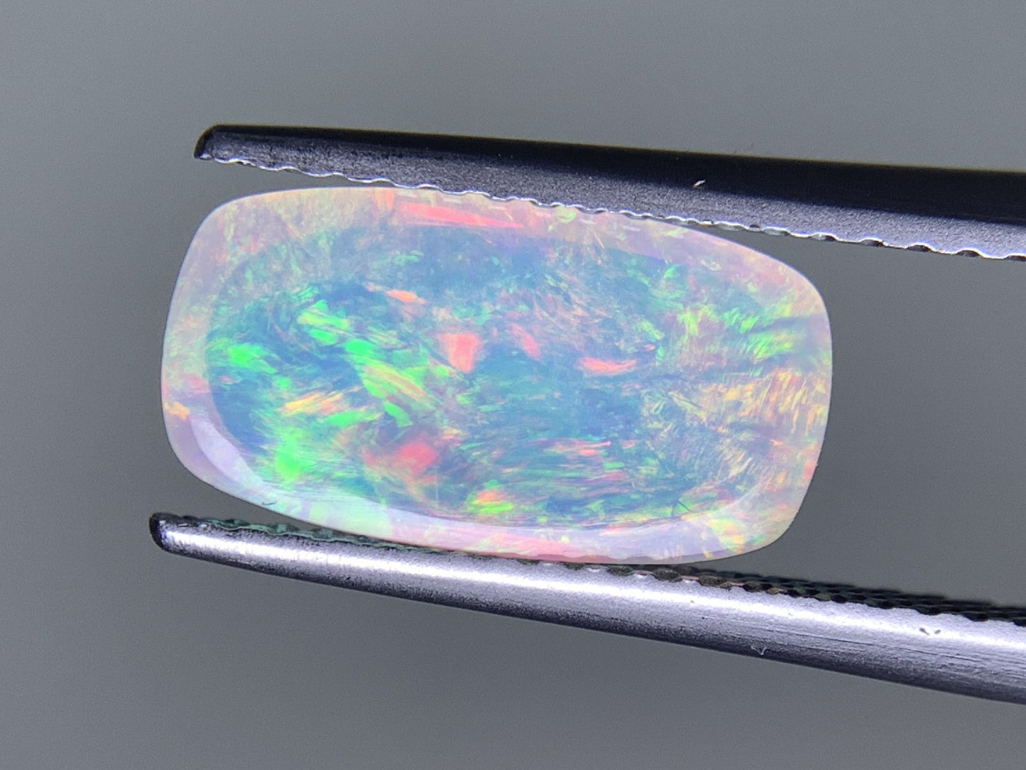 オパール 天然 1.812ct 宝石ソーティング付き 12.2㎜×6.5㎜×4.2㎜ ルース（ 裸石 ） 5154Y