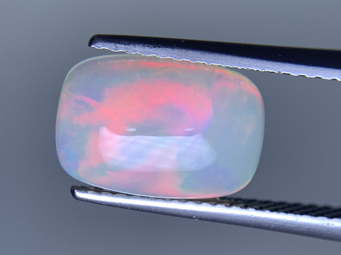 オパール 天然  2.107ct  宝石ソーティング付き  11.4㎜×7.8㎜×4.0㎜  ルース（ 裸石 ）  5165Y