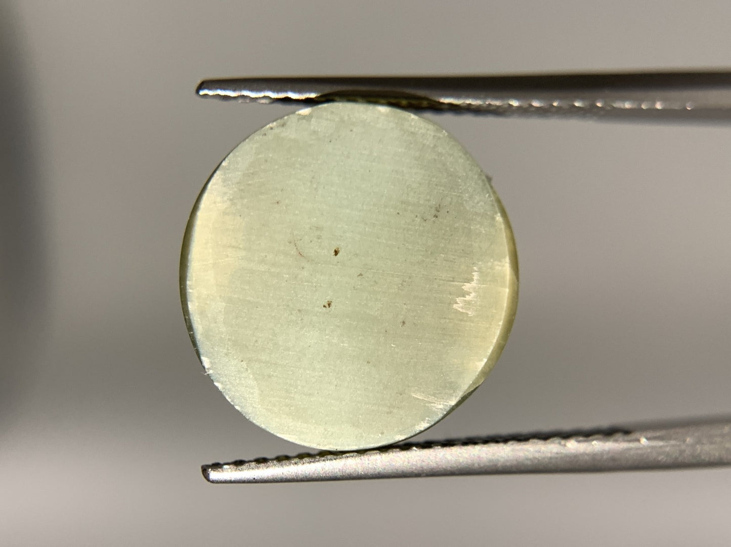 ネフライトキャッツアイ 天然  11.442ct  宝石ソーティング付き  14.0㎜×13.4㎜×7.0㎜  ルース（ 裸石 ）  5033Y