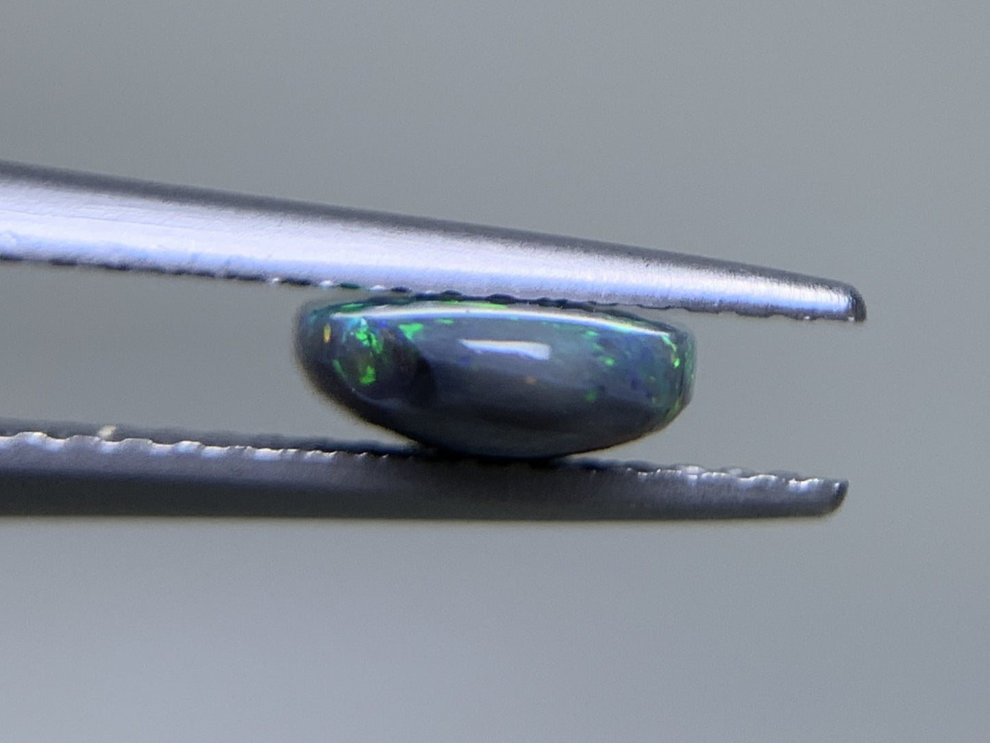 ブラックオパール 天然 1.244ct 宝石ソーティング付き 10.8㎜×6.8㎜×2.6㎜ ルース（ 裸石 ） 6342Y