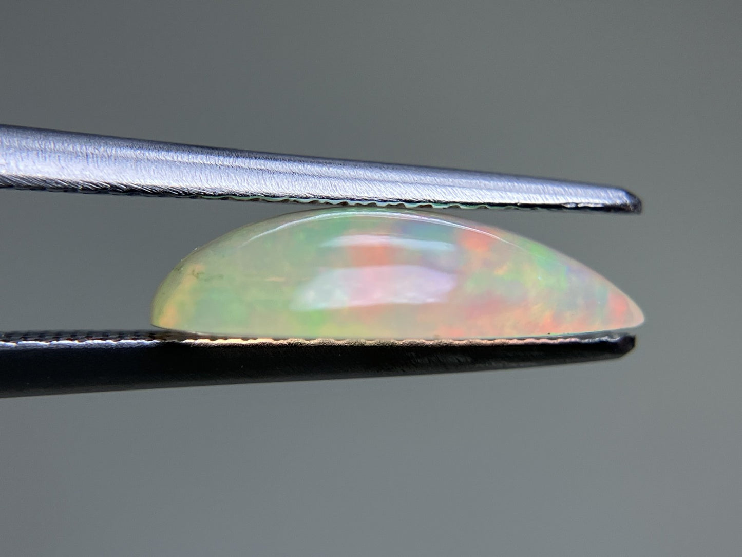 オパール 1.779ct 宝石ソーティング付き  14.1㎜×8.2㎜×3.7㎜  ルース（ 裸石 ） 3484YY