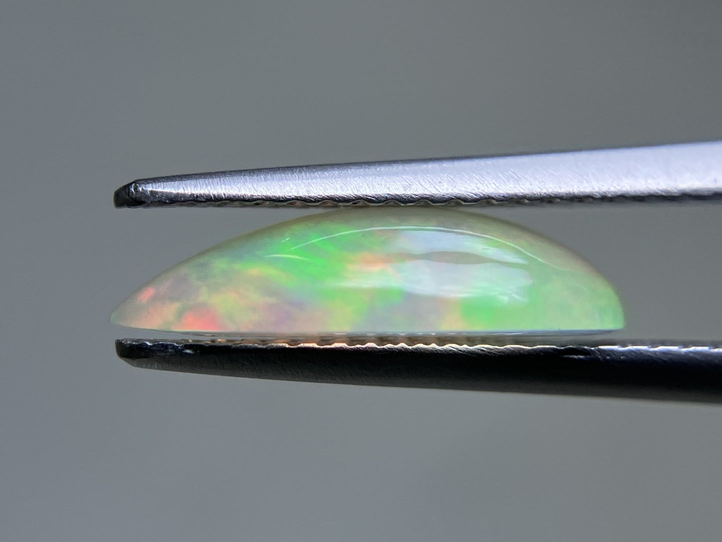 オパール 1.779ct 宝石ソーティング付き  14.1㎜×8.2㎜×3.7㎜  ルース（ 裸石 ） 3484YY