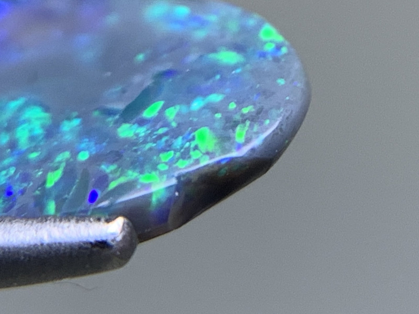 ブラックオパール 天然 1.244ct 宝石ソーティング付き 10.8㎜×6.8㎜×2.6㎜ ルース（ 裸石 ） 6342Y