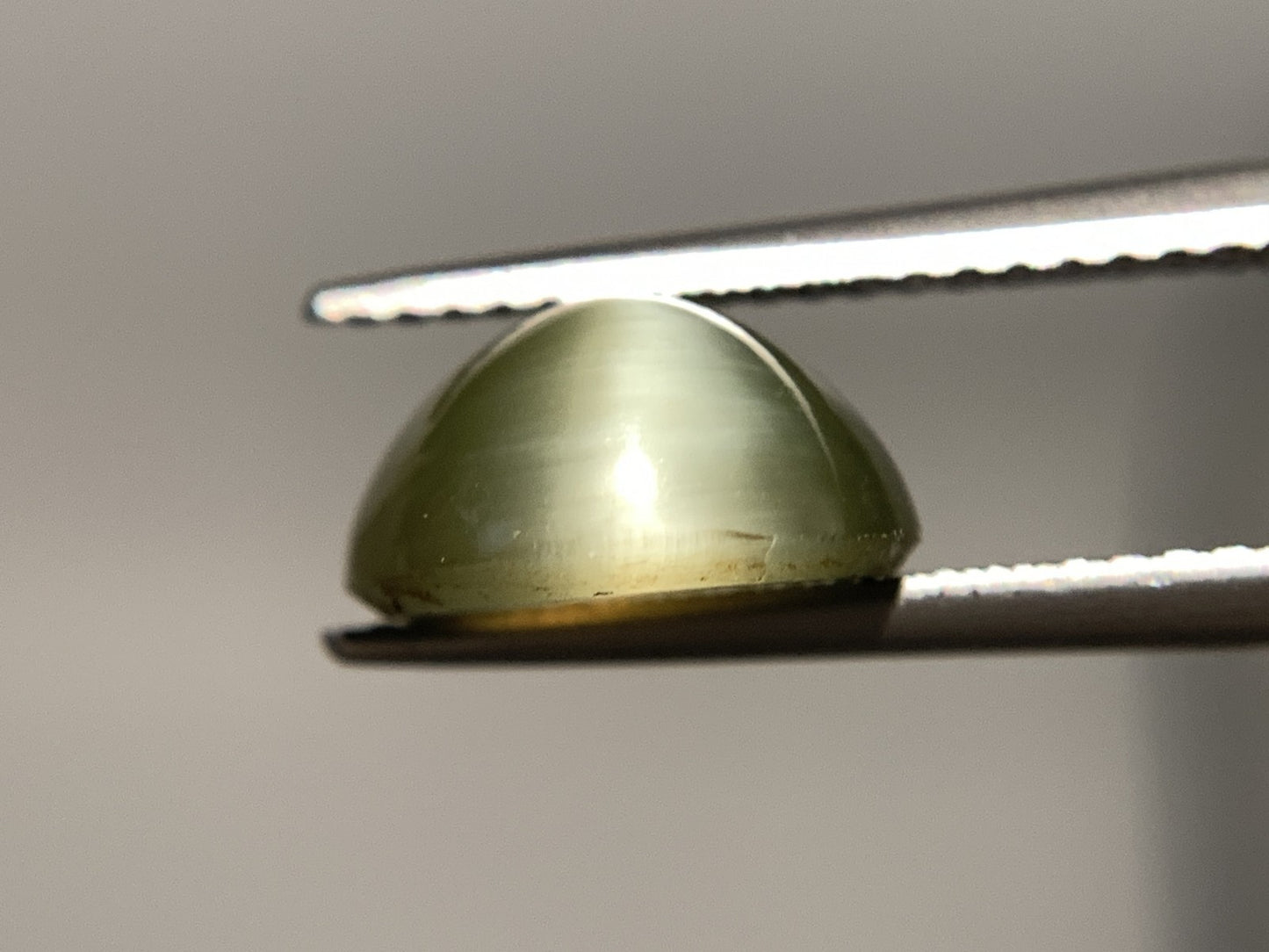 ネフライトキャッツアイ 天然 4.480ct 宝石ソーティング付き 10.6㎜×10.0㎜×5.2㎜ ルース（ 裸石 ） 5036Y