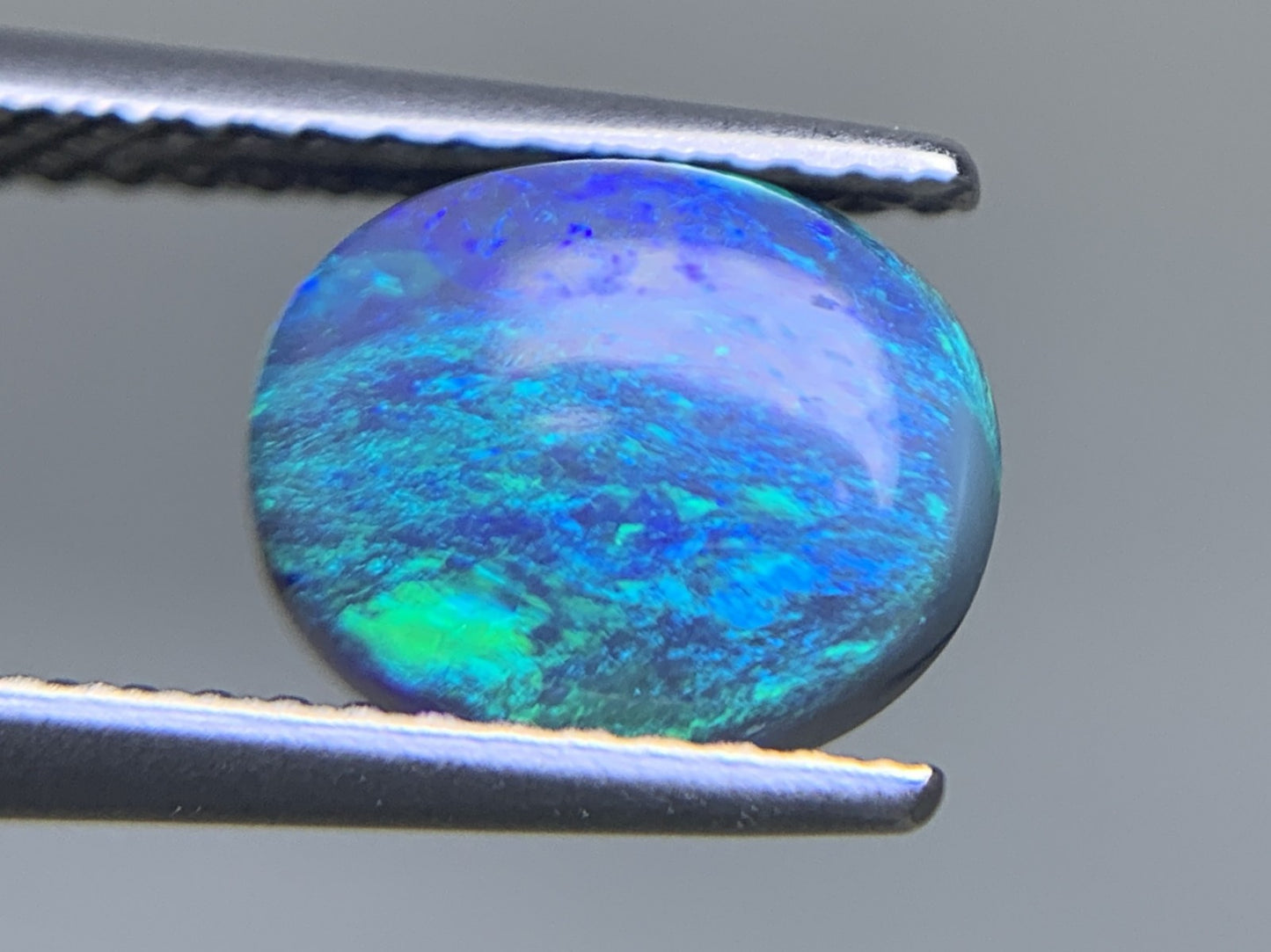 ブラックオパール 天然 1.701ct 宝石ソーティング付き 8.9㎜×7.4㎜×3.8㎜ ルース（ 裸石 ） 6198Y