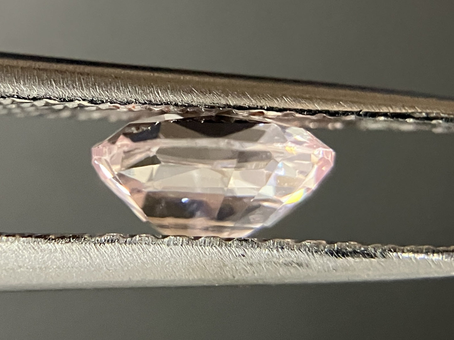 サファイア 1.23ct GIA鑑別書付き 非加熱 6.56㎜×5.98㎜×3.61㎜ ルース（ 裸石 ） 3830YY