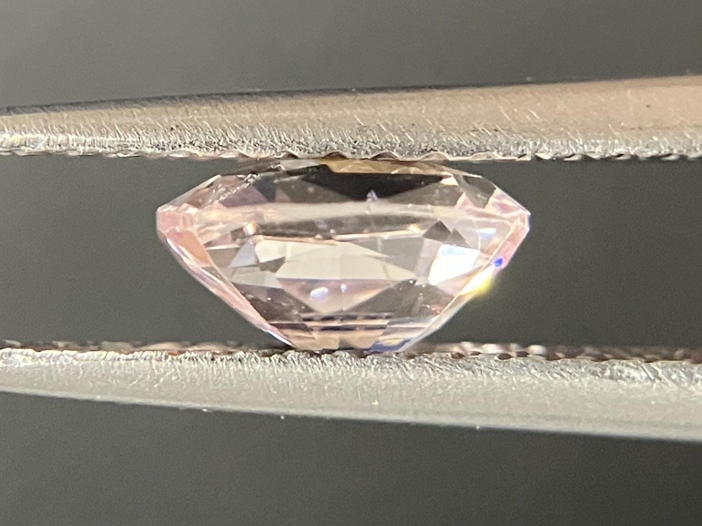サファイア 1.23ct GIA鑑別書付き 非加熱 6.56㎜×5.98㎜×3.61㎜ ルース（ 裸石 ） 3830YY
