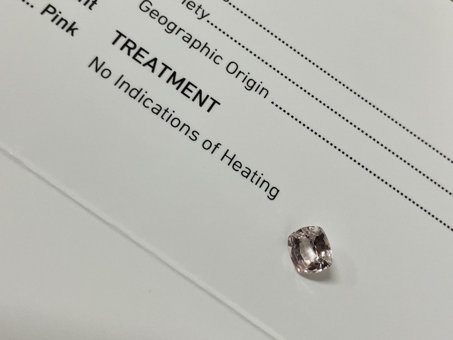 サファイア 1.23ct GIA鑑別書付き 非加熱 6.56㎜×5.98㎜×3.61㎜ ルース（ 裸石 ） 3830YY