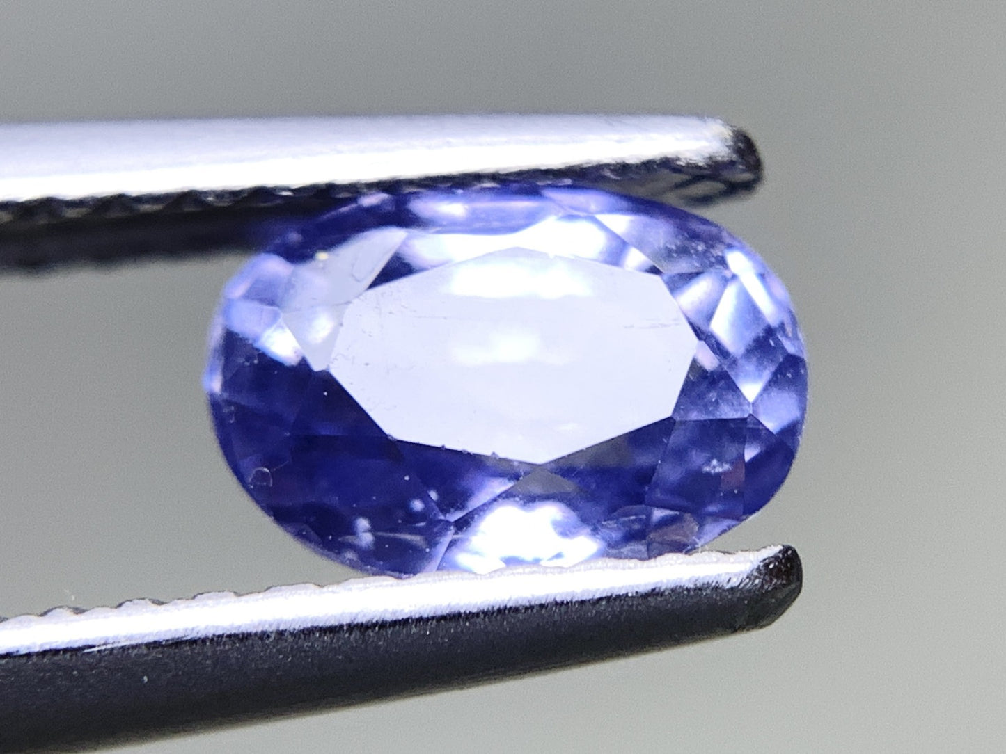 バイオレットサファイア 天然 1.226ct 宝石ソーティング付き 6.9㎜×5.0㎜×3.8㎜ ルース（ 裸石 ） 7272Y