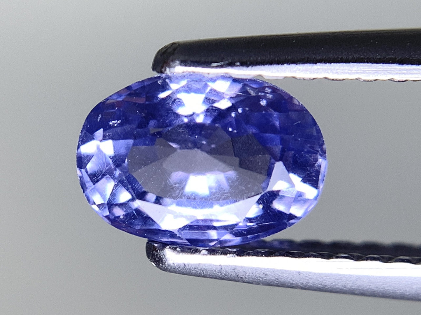 バイオレットサファイア 天然 1.226ct 宝石ソーティング付き 6.9㎜×5.0㎜×3.8㎜ ルース（ 裸石 ） 7272Y