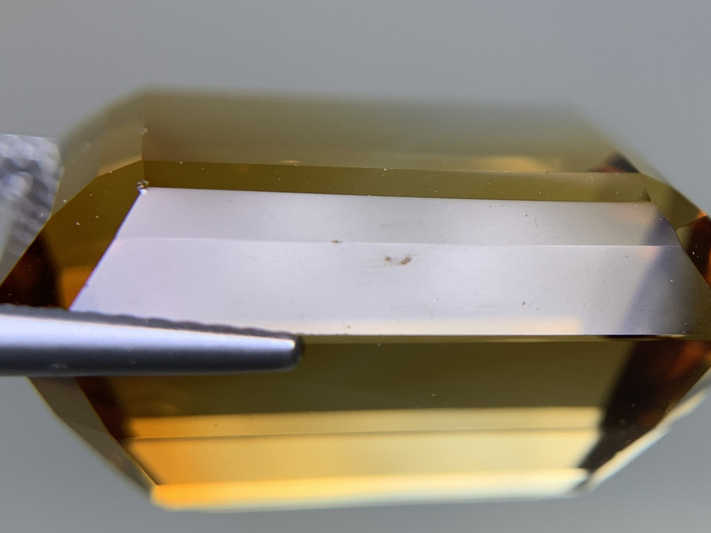 シトリン（黄水晶） 天然 45.070ct 宝石ソーティング付き 23.7㎜×17.6㎜×13.5㎜ ルース（ 裸石 ） 6436Y