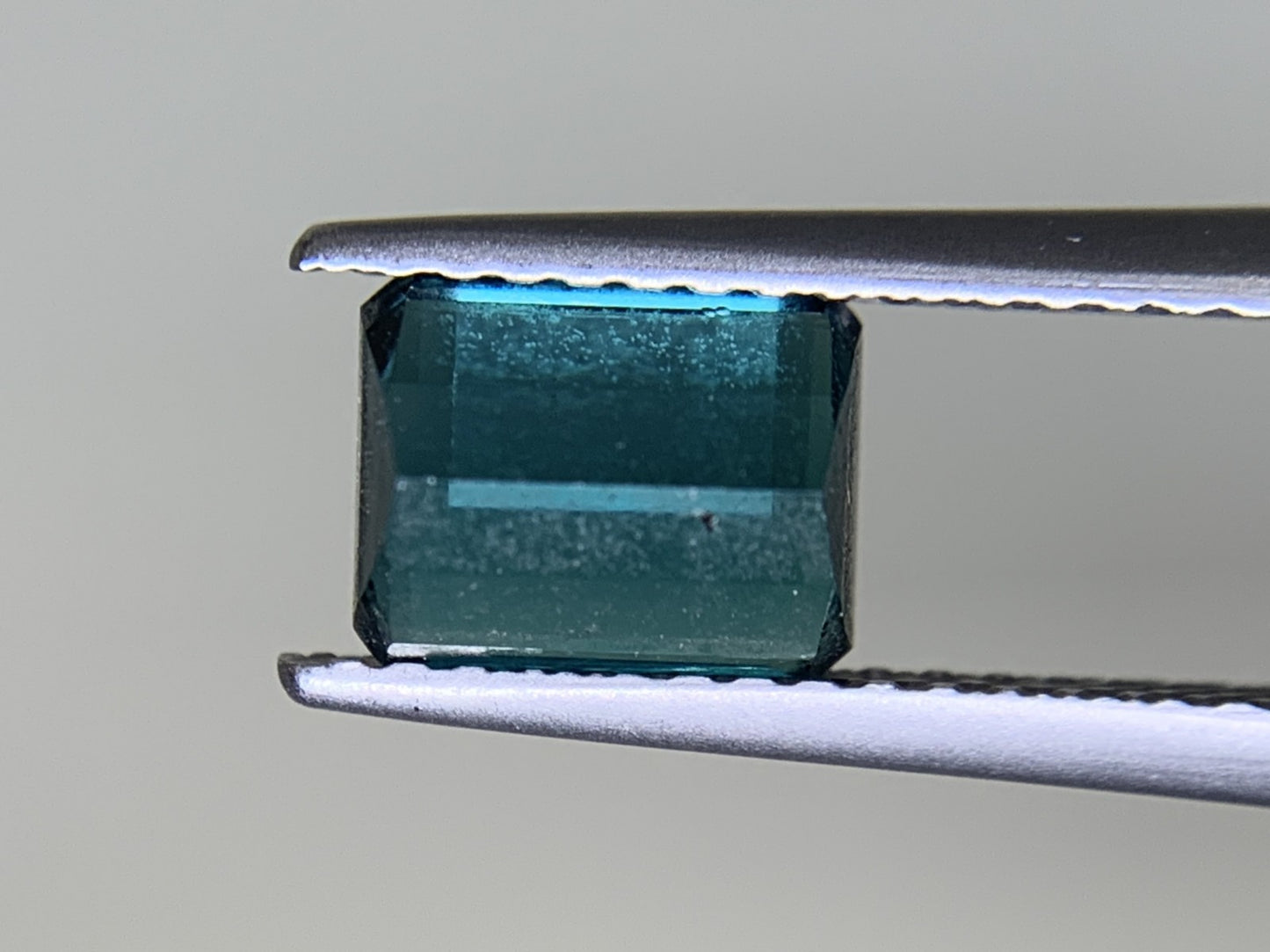 トルマリン 1.514ct 宝石ソーティング付き  6.8㎜×5.5㎜×4.1㎜  ルース（ 裸石 ） 3266Y