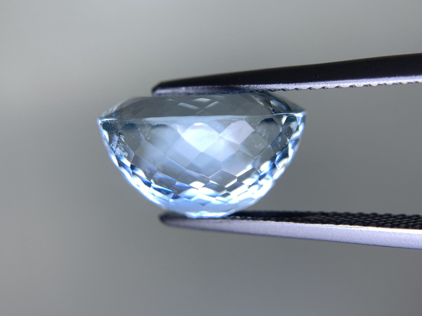 アクアマリン 天然 9.264ct 宝石ソーティング付き 14.1㎜×11.7㎜×8.7㎜ ルース（ 裸石 ） 7246Y