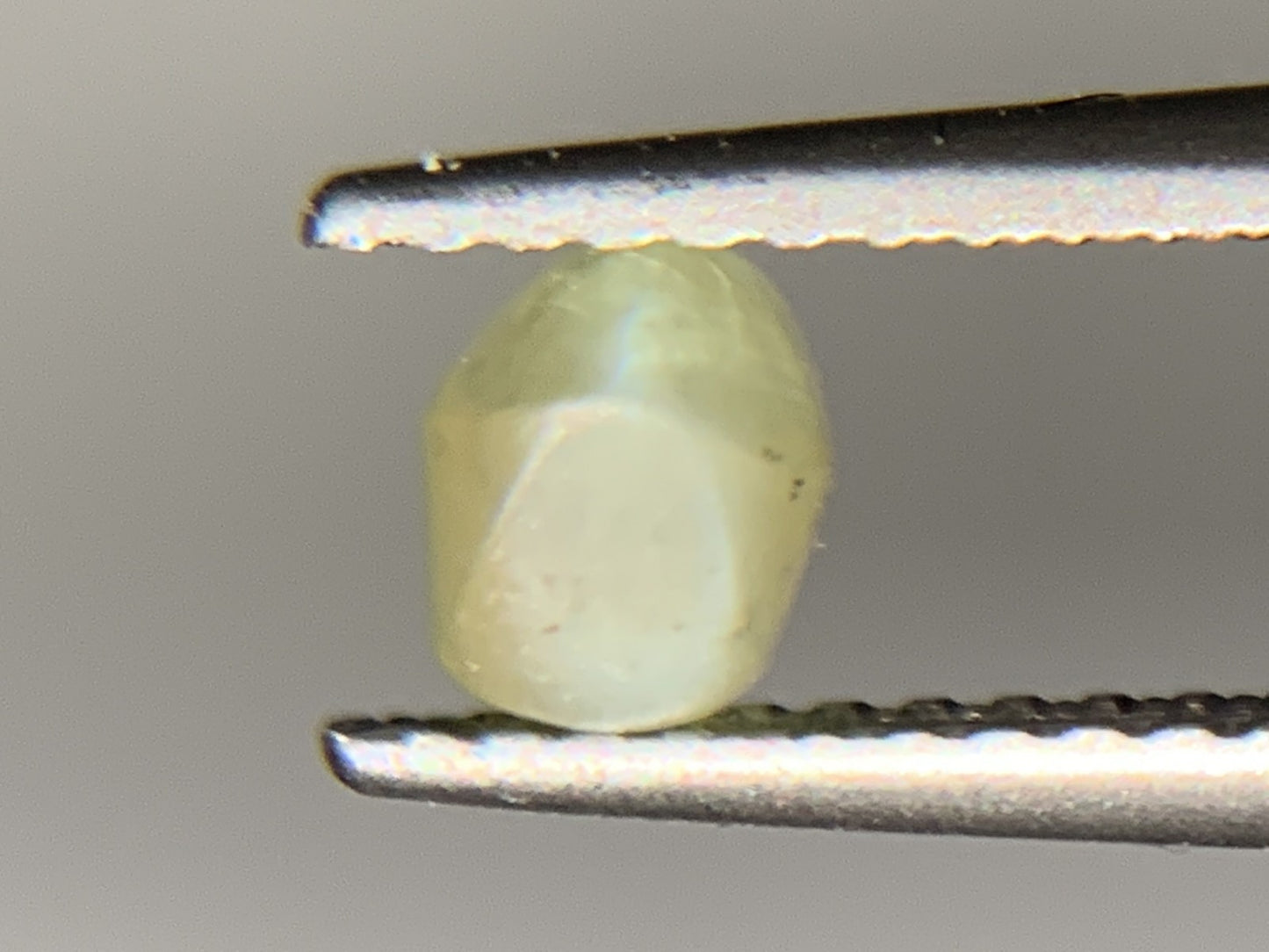 クリソベリルキャッツアイ 1.244ct  宝石ソーティング付き  7.0㎜×3.8㎜×4.7㎜  ルース（ 裸石 ） 4024Y