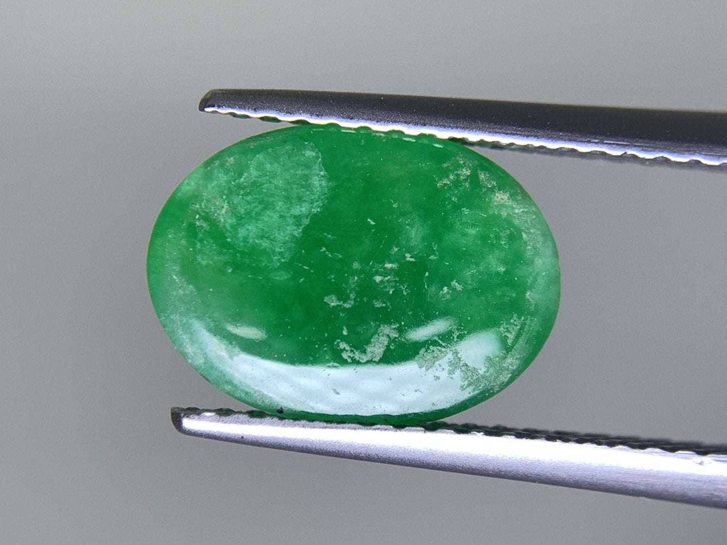 ヒスイ 翡翠  天然  2.808ct  宝石ソーティング付き  11.3㎜×8.2㎜×3.0㎜   ルース（ 裸石 ） 5306Y