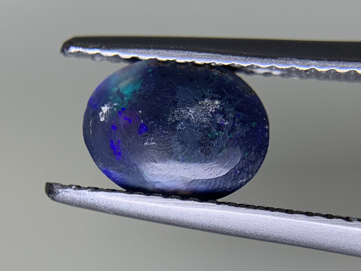 ブラックオパール 1.281ct  宝石ソーティング付き  8.6㎜×6.6㎜×3.7㎜ ルース（ 裸石 ） 2209Y