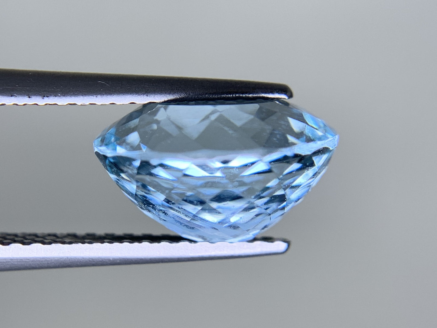 アクアマリン 天然 3.766ct 宝石ソーティング付き 10.7㎜×9.1㎜×6.4㎜ ルース（ 裸石 ） 6550Y