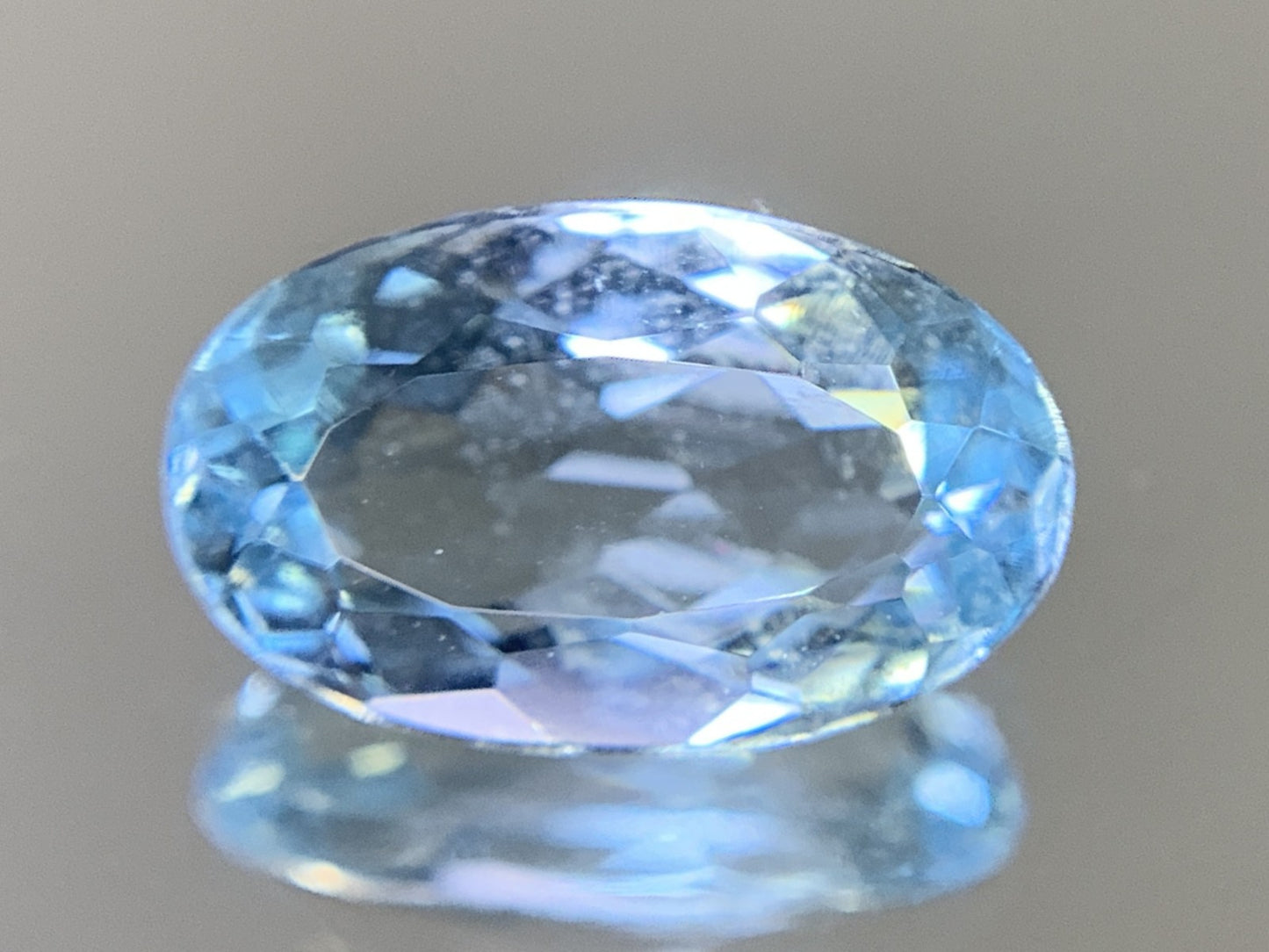 アクアマリン 天然 2.494ct 宝石ソーティング付き 11.6㎜×7.0㎜×4.6㎜ ルース（ 裸石 ） 6508Y