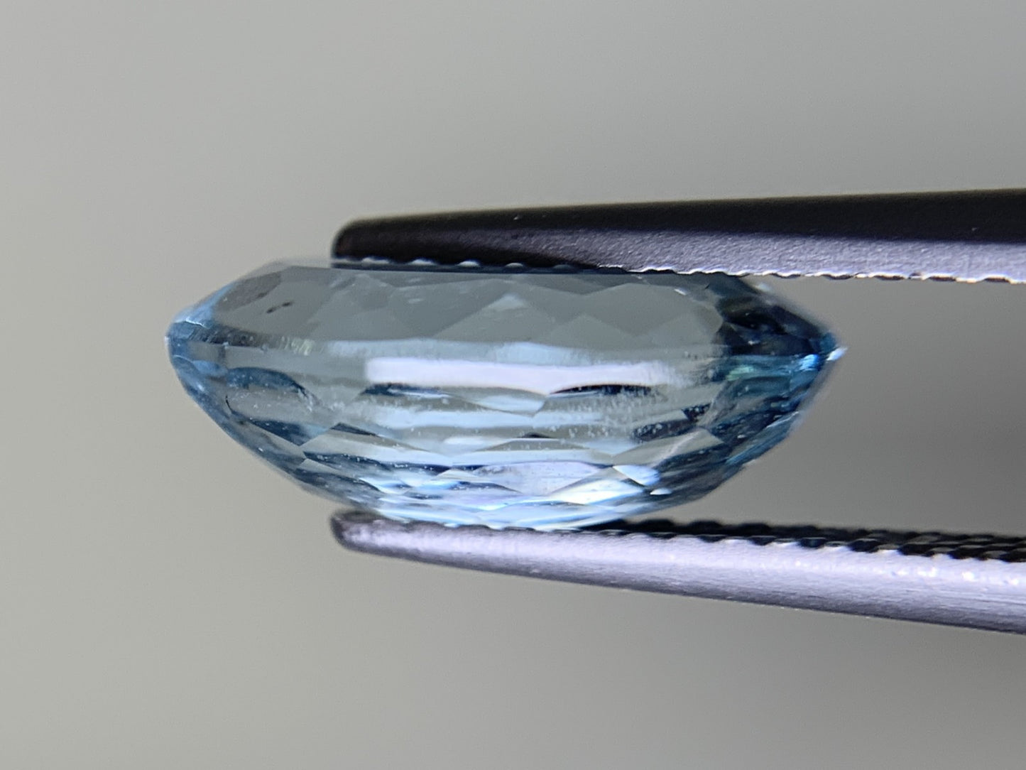アクアマリン 天然 2.494ct 宝石ソーティング付き 11.6㎜×7.0㎜×4.6㎜ ルース（ 裸石 ） 6508Y