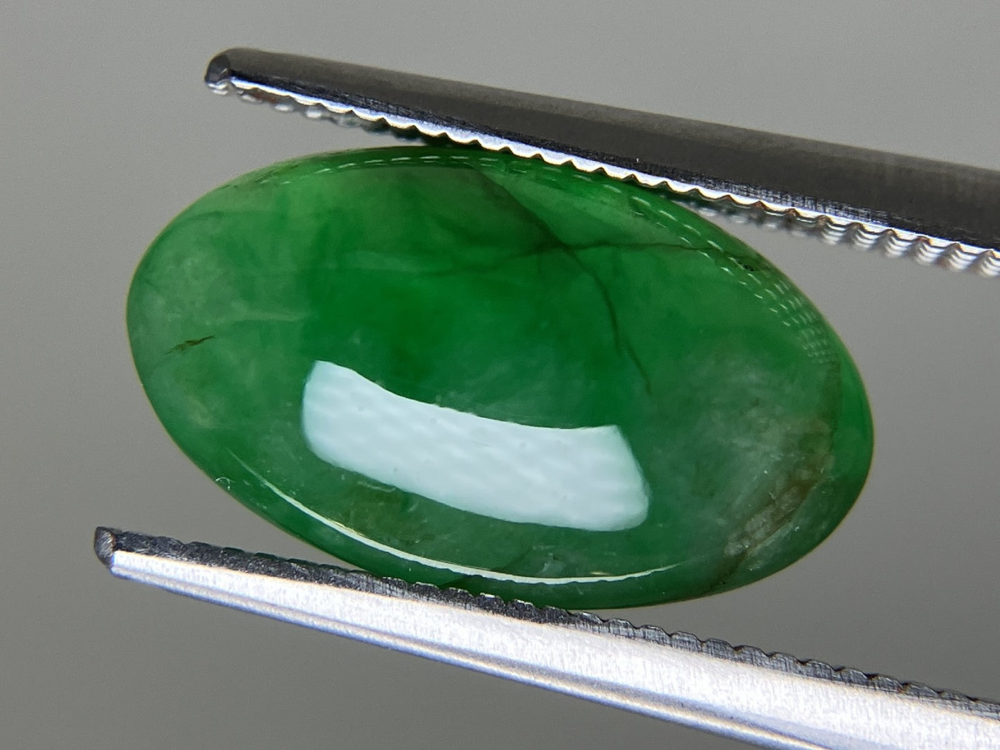 ヒスイ 翡翠 天然 5.177ct 宝石ソーティング付き 14.1㎜×8.2㎜×4.9㎜ ルース（ 裸石 ） 5659YY