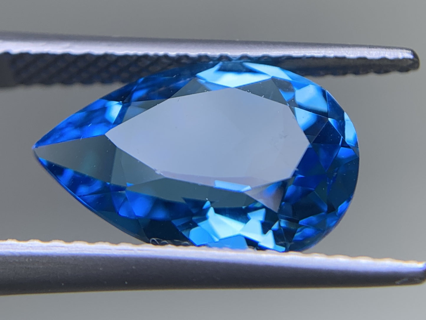 ブルートパーズ 天然 4.349ct 宝石ソーティング付き 12.8㎜×9.1㎜×5.4㎜ ルース（ 裸石 ） 4982Y