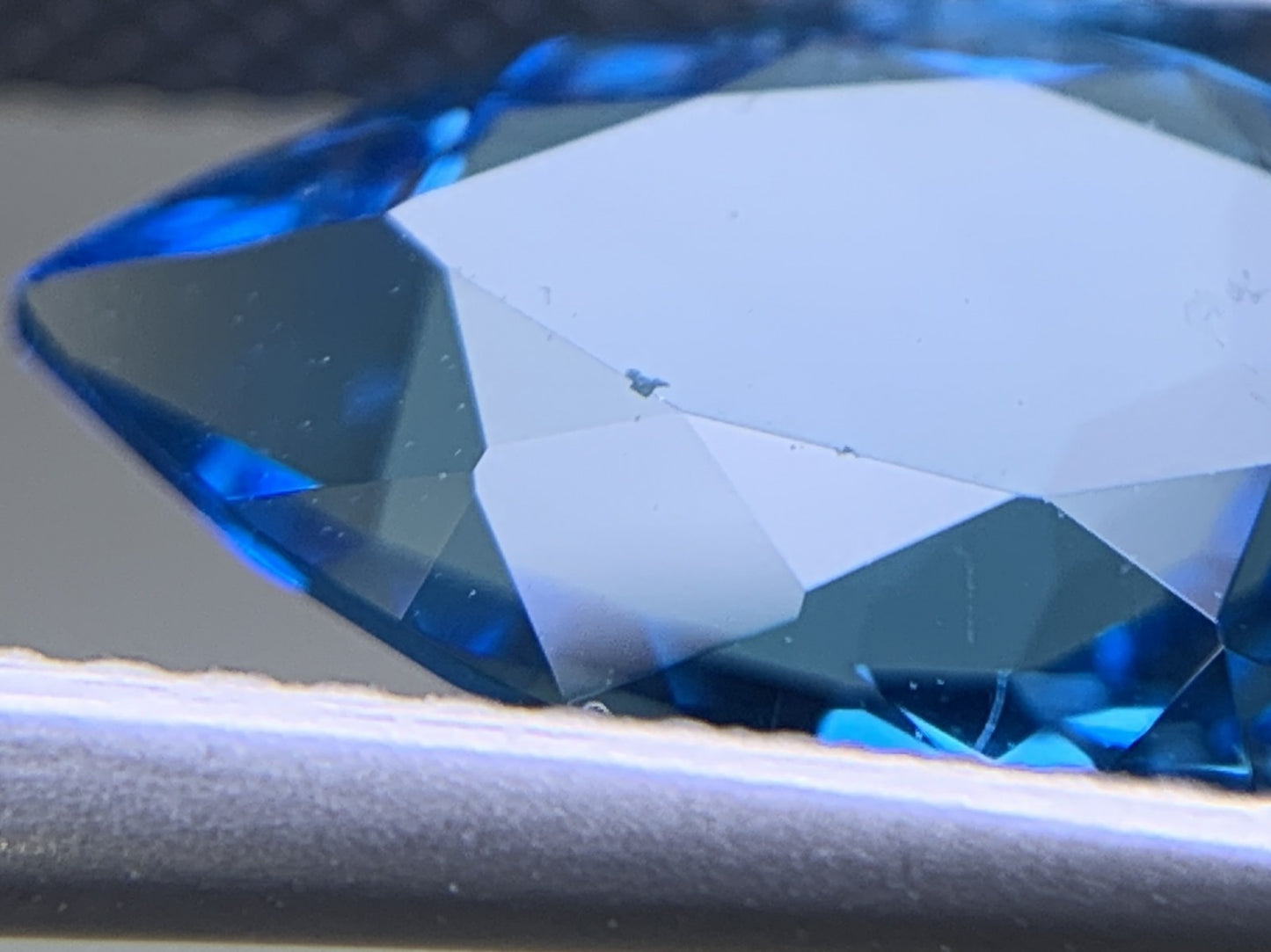 ブルートパーズ 天然 4.349ct 宝石ソーティング付き 12.8㎜×9.1㎜×5.4㎜ ルース（ 裸石 ） 4982Y